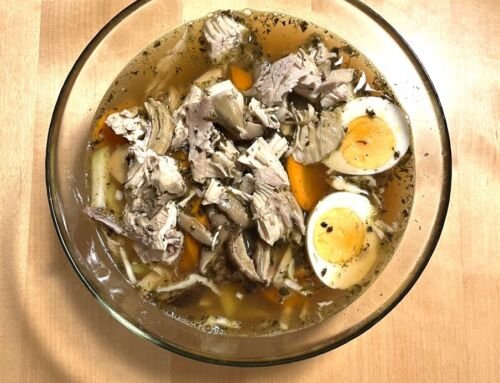 Šildanti daržovių sriuba su imbieru ir kiaušiniu