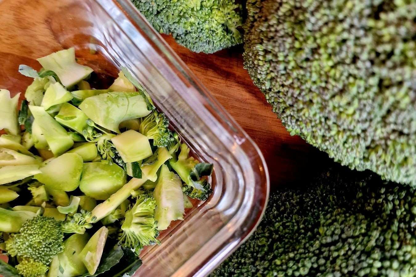 brokolis-ir-netiketi-receptai-su-jo-kotu